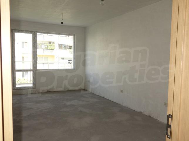 New family home with quiet, yet communicative location New family home with quiet, yet communicative location