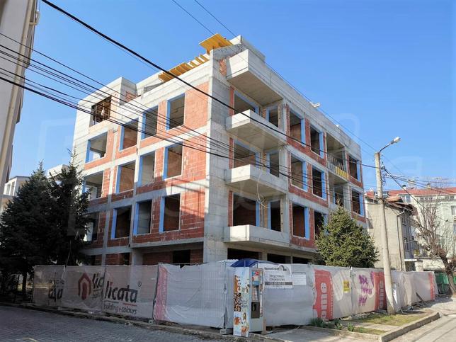 Продажа трехкомнатных квартир, Бургас Продажа трехкомнатных квартир, Бургас