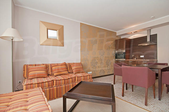 ������������� ����������� � ������ � 5-���������� ����� � 150 � �� �����