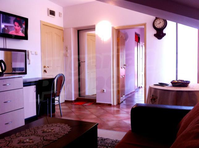Furnished apartment in gated complex Furnished apartment in gated complex