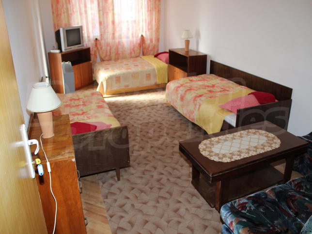 Renovated and fully furnished apartment suitable for short term rent Renovated and fully furnished apartment suitable for short term rent