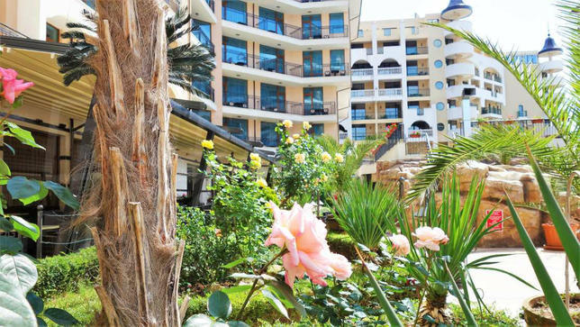 Holiday property in an exclusive complex in the seaside resort Sunny Beach Holiday property in an exclusive complex in the seaside resort Sunny Beach