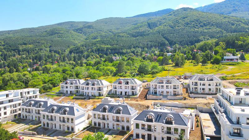 Продажа четырехкомнатных квартир, София Продажа четырехкомнатных квартир, София