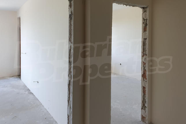 Spacious apartments near golf courses and the sea 6 km from Balchik