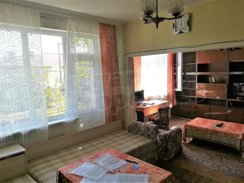 For sale - 3-bedroom apartment For sale - 3-bedroom apartment