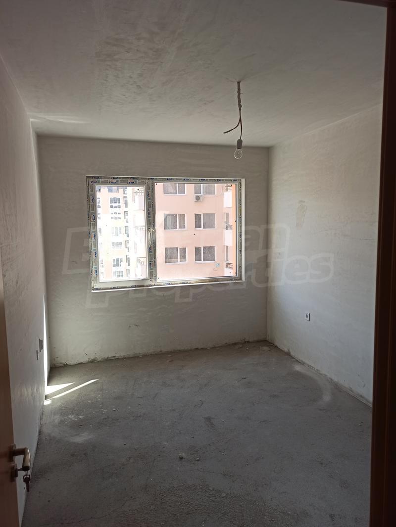 High class apartment near boulevard, bus stops, school, kindergartens and nurseries High class apartment near boulevard, bus stops, school, kindergartens and nurseries