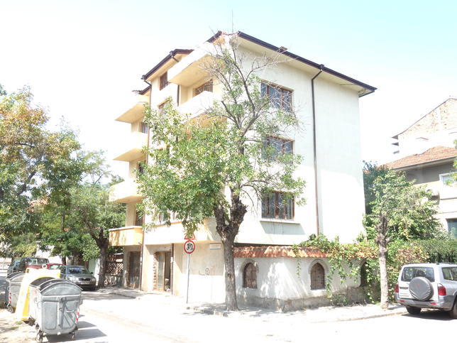 Property with very good location in Kyuchuk Paris
Property with very good location in Kyuchuk Paris