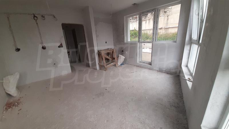 Attractive family home with convenient access to park and the beach Attractive family home with convenient access to park and the beach