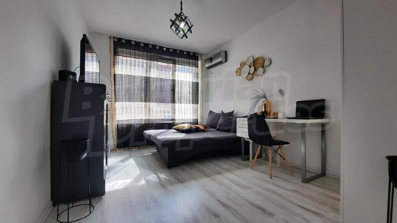 Stylishly furnished apartment next to the Shell petrol station Stylishly furnished apartment next to the Shell petrol station