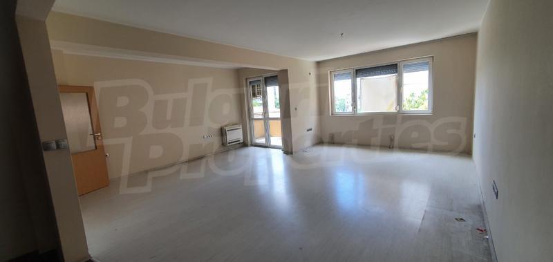 Two-bedroom apartment near a public transport stop, shops and a medical center Two-bedroom apartment near a public transport stop, shops and a medical center