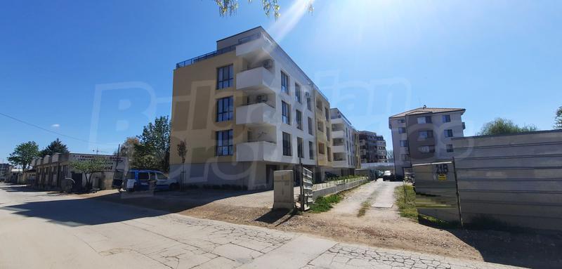 New dwelling with Permission for use in Hristo Smirnenski district New dwelling with Permission for use in Hristo Smirnenski district