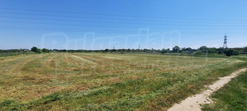 Investment plot on the second line of Karlovsko shose Investment plot on the second line of Karlovsko shose