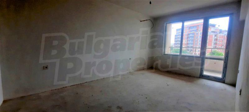 Spacious apartment next to Peshersko Shosse Blvd Spacious apartment next to Peshersko Shosse Blvd