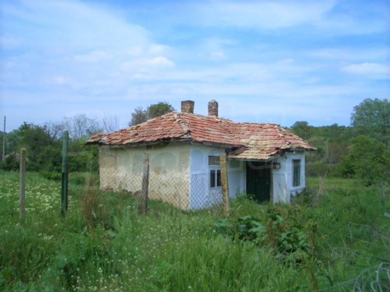 Rural villa with garden in picturesque nature Rural villa with garden in picturesque nature