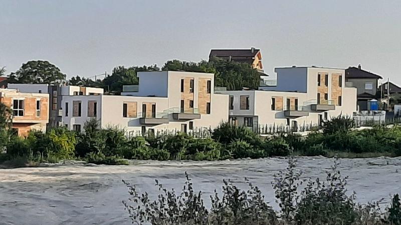 Complex of houses 5 minutes from the center of Varna Complex of houses 5 minutes from the center of Varna