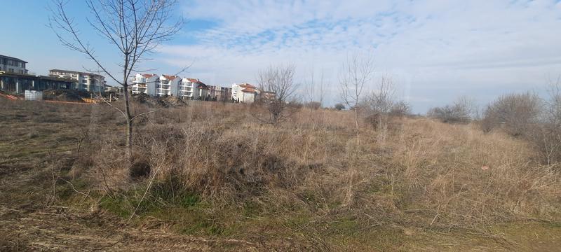Plot of land for building a house with garden or residential building Plot of land for building a house with garden or residential building