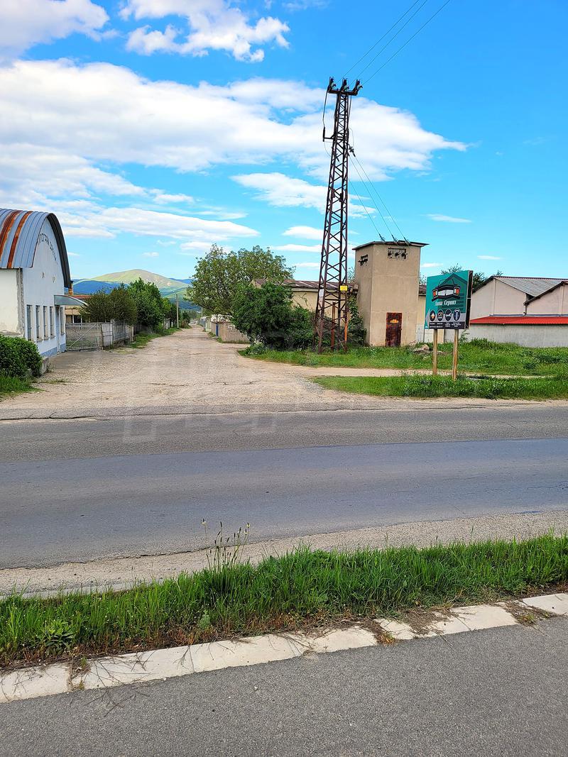 Промышленное здание вблизи г. Стара Загора, Болгария, Казанлък на продажу.