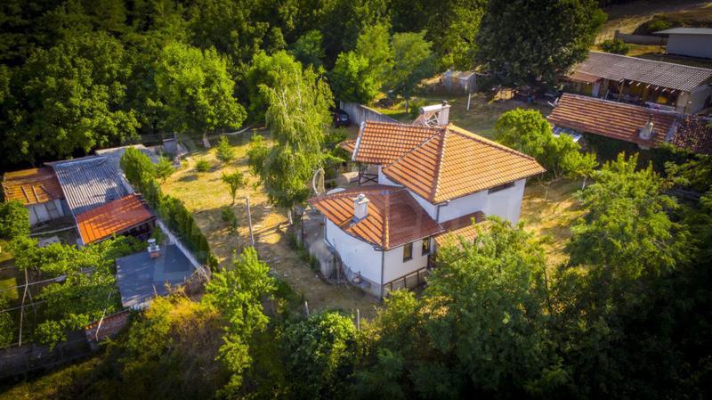 Well-maintained property in a quiet village Well-maintained property in a quiet village