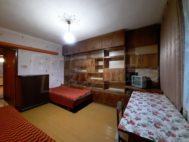 Furnished property in preferred area minutes from the top city center Furnished property in preferred area minutes from the top city center