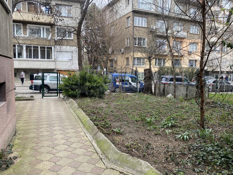 For sale - 2-bedroom apartment For sale - 2-bedroom apartment