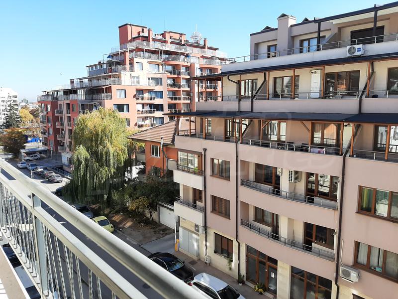 2-bedroom apartment with outdoor parking space included in the price 2-bedroom apartment with outdoor parking space included in the price