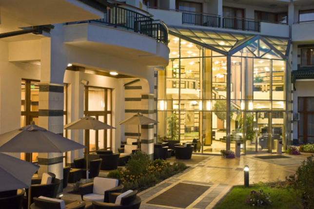 Five-star luxury beach front apartments