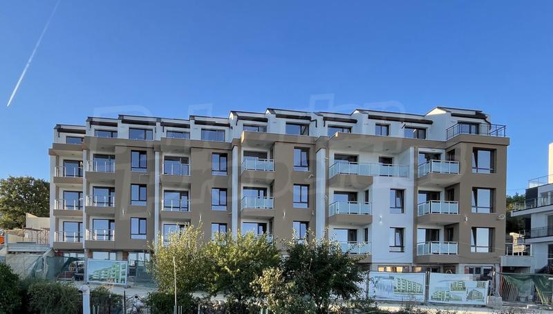 Excellent apartment with sea views and parking spaces in Vinitsa Excellent apartment with sea views and parking spaces in Vinitsa