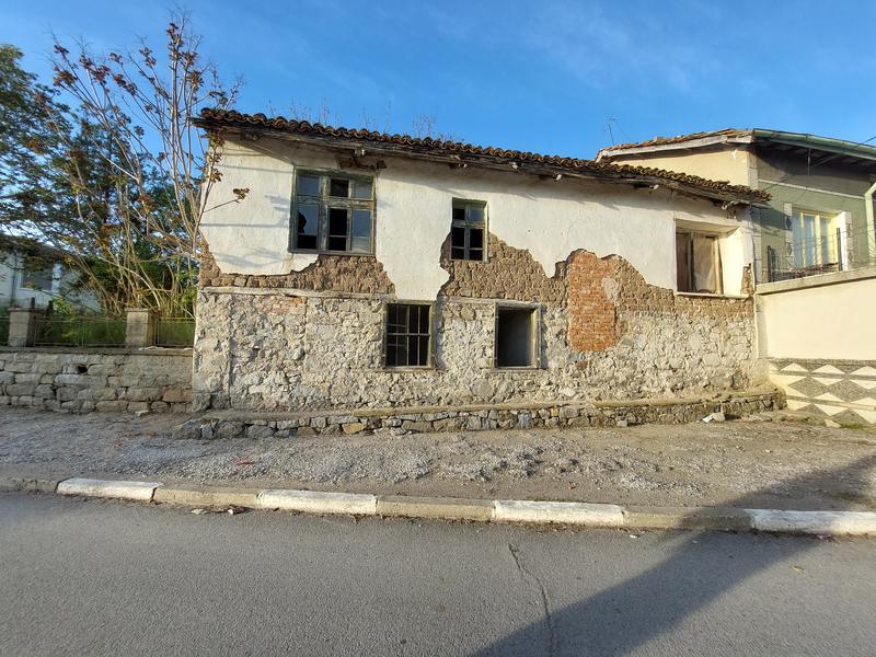 House only 9 km from the town of Elhovo House only 9 km from the town of Elhovo