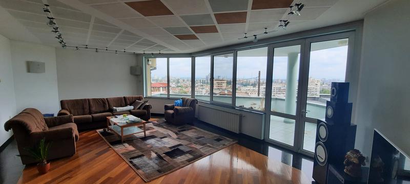 Furnished 4-Storey House with a Winter Garden in Bunardzhika Furnished 4-Storey House with a Winter Garden in Bunardzhika