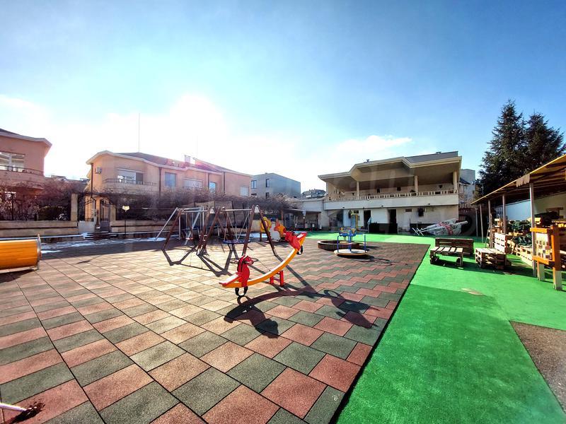 Business premises in a lively area with a convenient exit on Simeonovsko Shosse Blvd Business premises in a lively area with a convenient exit on Simeonovsko Shosse Blvd