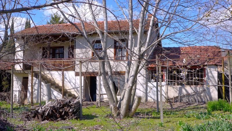 Rural property at the foot of Sredna Gora mountain Rural property at the foot of Sredna Gora mountain