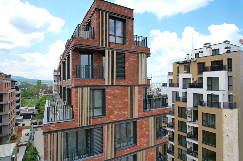 Luxurious new home near the South Park and metro station Luxurious new home near the South Park and metro station
