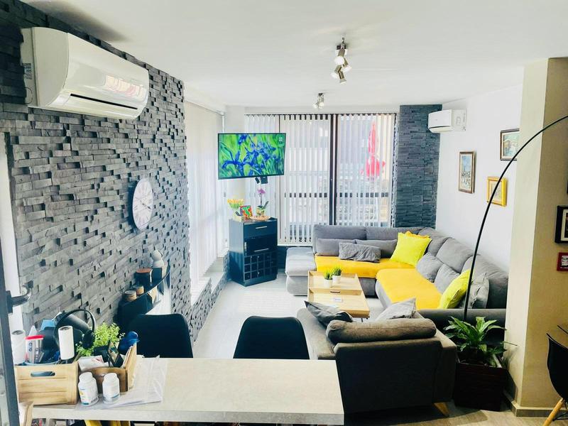 Comfortable apartment for rent with convenient access to Simeonovsko Shosse Blvd. Comfortable apartment for rent with convenient access to Simeonovsko Shosse Blvd.