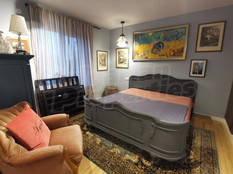 Cozy, fully furnished property with guest house, outbuildings, children playground Cozy, fully furnished property with guest house, outbuildings, children playground
