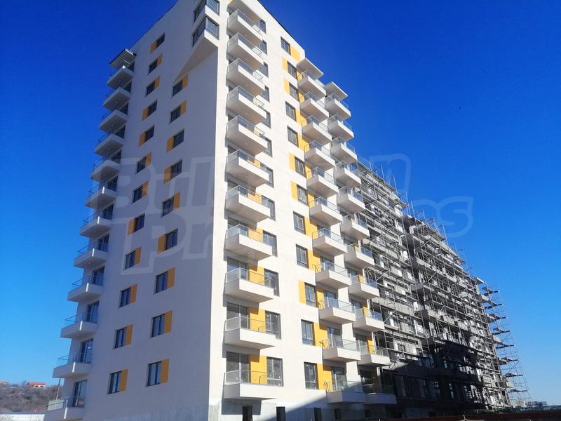 Apartments in a complex of four residential buildings with excellent location Apartments in a complex of four residential buildings with excellent location