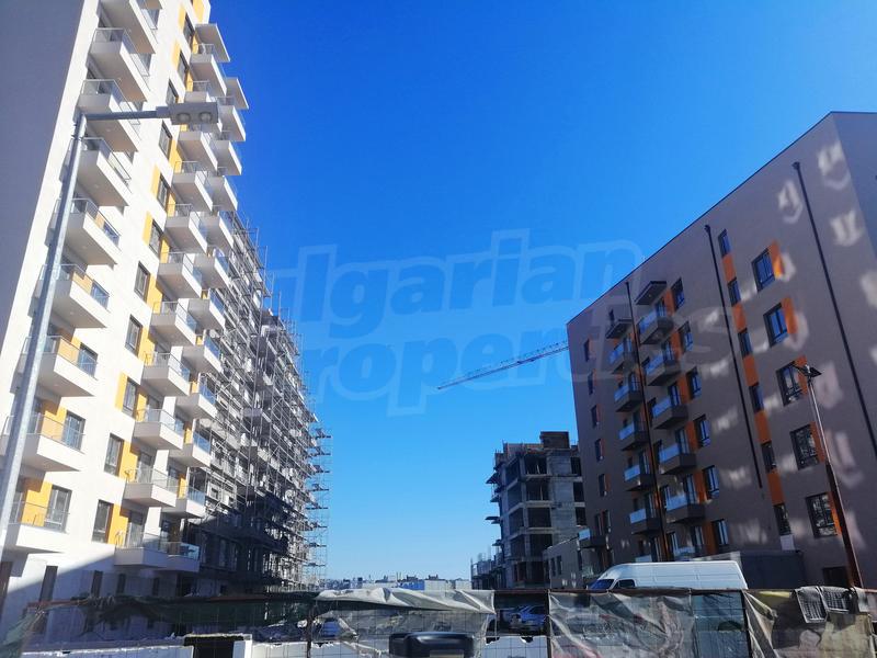 Apartments in a complex of four residential buildings with excellent location Apartments in a complex of four residential buildings with excellent location