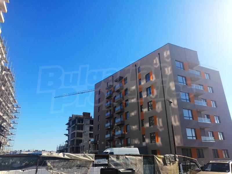 Apartments in a complex of four residential buildings with excellent location Apartments in a complex of four residential buildings with excellent location