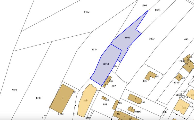 Large plot with good development potential, with city and mountain views Large plot with good development potential, with city and mountain views