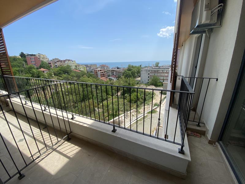 Apartment in a new building near schools and shops Apartment in a new building near schools and shops