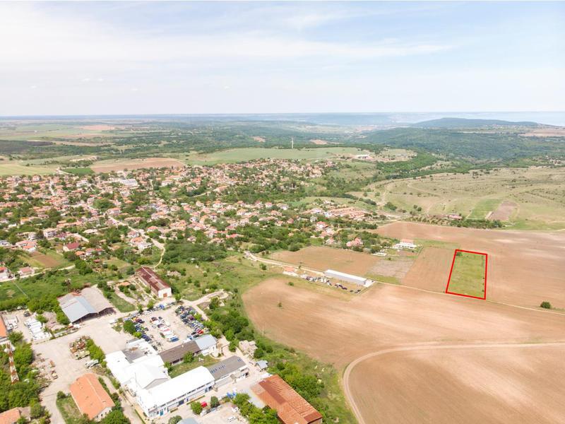A large, flat, rectangular plot of land in the village of Kichevo A large, flat, rectangular plot of land in the village of Kichevo