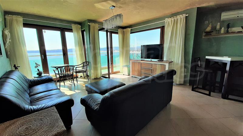 Stylishly furnished apartment with seafront location in Sozopol Stylishly furnished apartment with seafront location in Sozopol