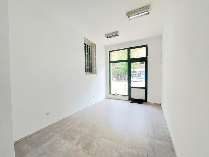 Property suitable for office or shop in a new building with a central location Property suitable for office or shop in a new building with a central location