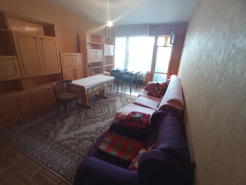 Spacious apartment in a well-maintained building in Vrabnitsa 1 district Spacious apartment in a well-maintained building in Vrabnitsa 1 district