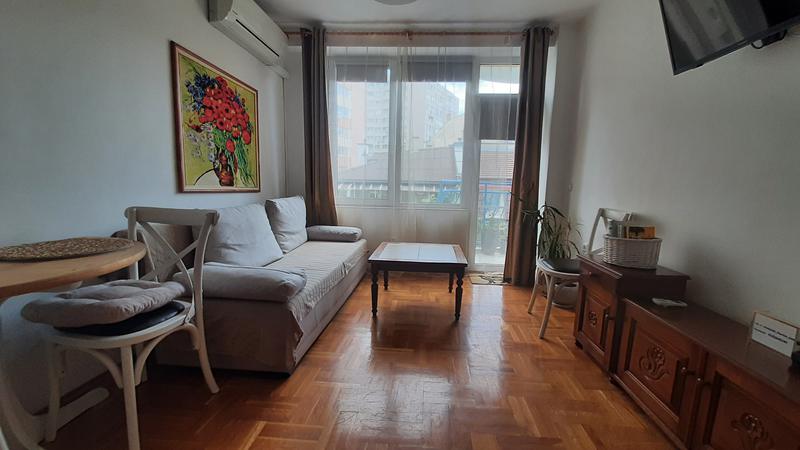 Furnished apartment with an excellent location in the city of Varna Furnished apartment with an excellent location in the city of Varna