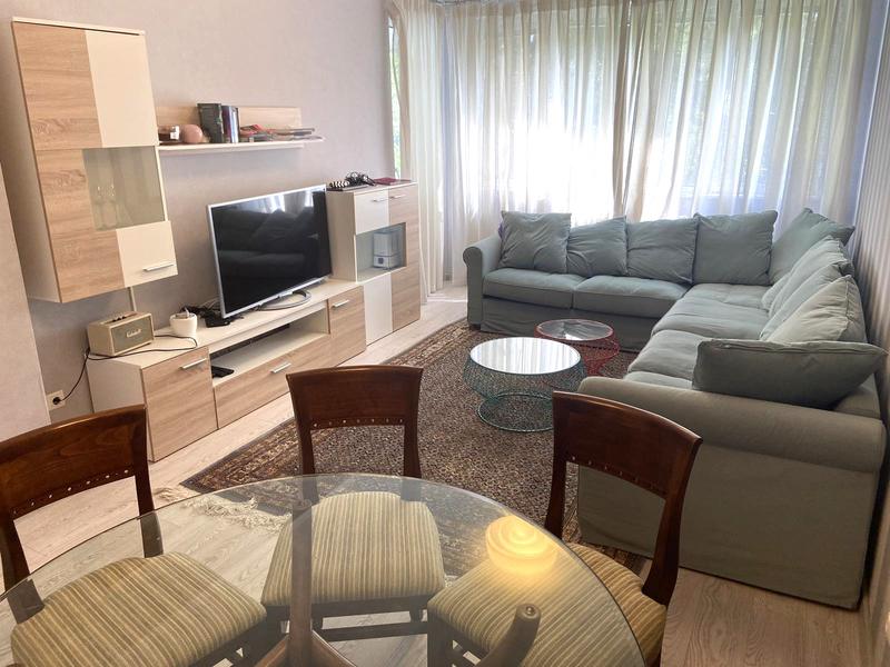 Fully furnished apartment with walking access to metro station, park, market Fully furnished apartment with walking access to metro station, park, market