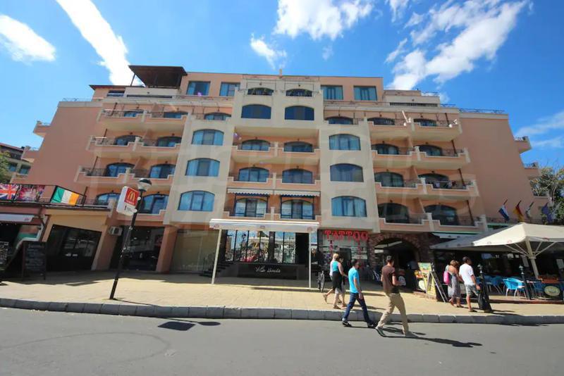 Apartment with new furniture and panoramic terrace 50 m from the central promenade of Sunny Beach Apartment with new furniture and panoramic terrace 50 m from the central promenade of Sunny Beach