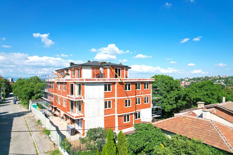 Spacious apartment with peaceful and green location near Vitosha mountain Spacious apartment with peaceful and green location near Vitosha mountain