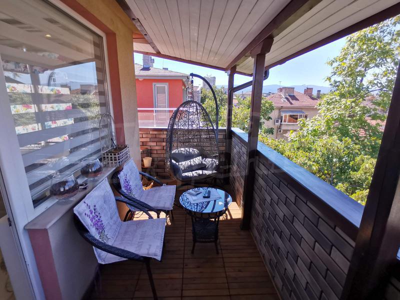 One-bedroom apartment with an excellent location near the Grand shopping center, Lidl, schools, kindergartens, parks One-bedroom apartment with an excellent location near the Grand shopping center, Lidl, schools, kindergartens, parks