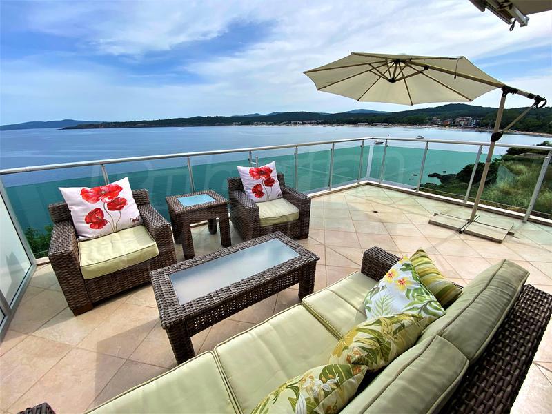 Stylishly furnished apartment with seafront location in Sozopol Stylishly furnished apartment with seafront location in Sozopol