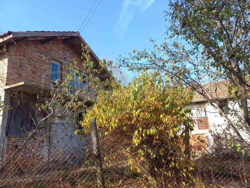 House in a quiet village 45 km from the regional center of Burgas House in a quiet village 45 km from the regional center of Burgas